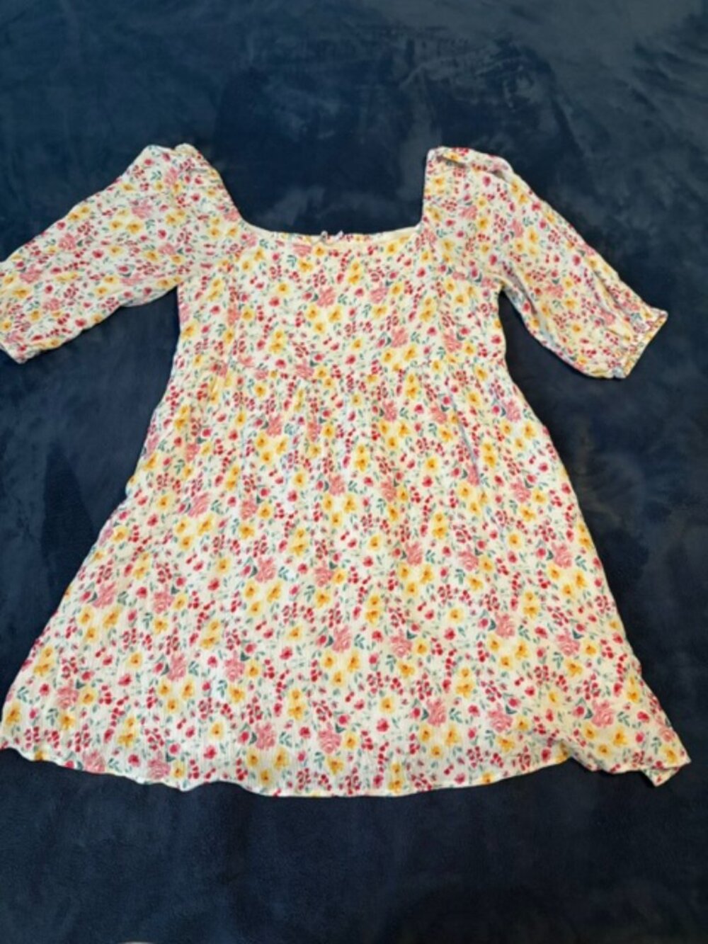 Dress - Picture 2 of 2